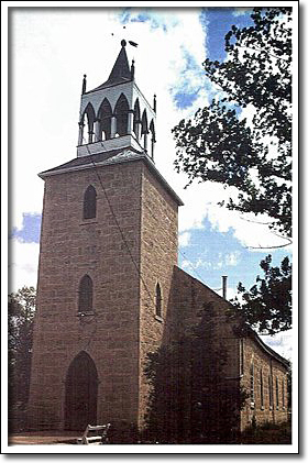 &Eacute;glise anglicane St. Andrews on the Red